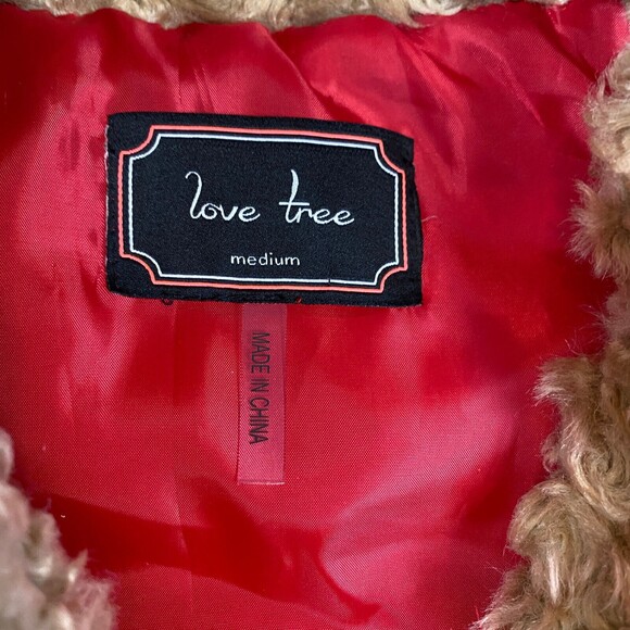 Love Tree Women's Red Vest Jacket Coat Size Medium- Light Weight - Picture 8 of 11